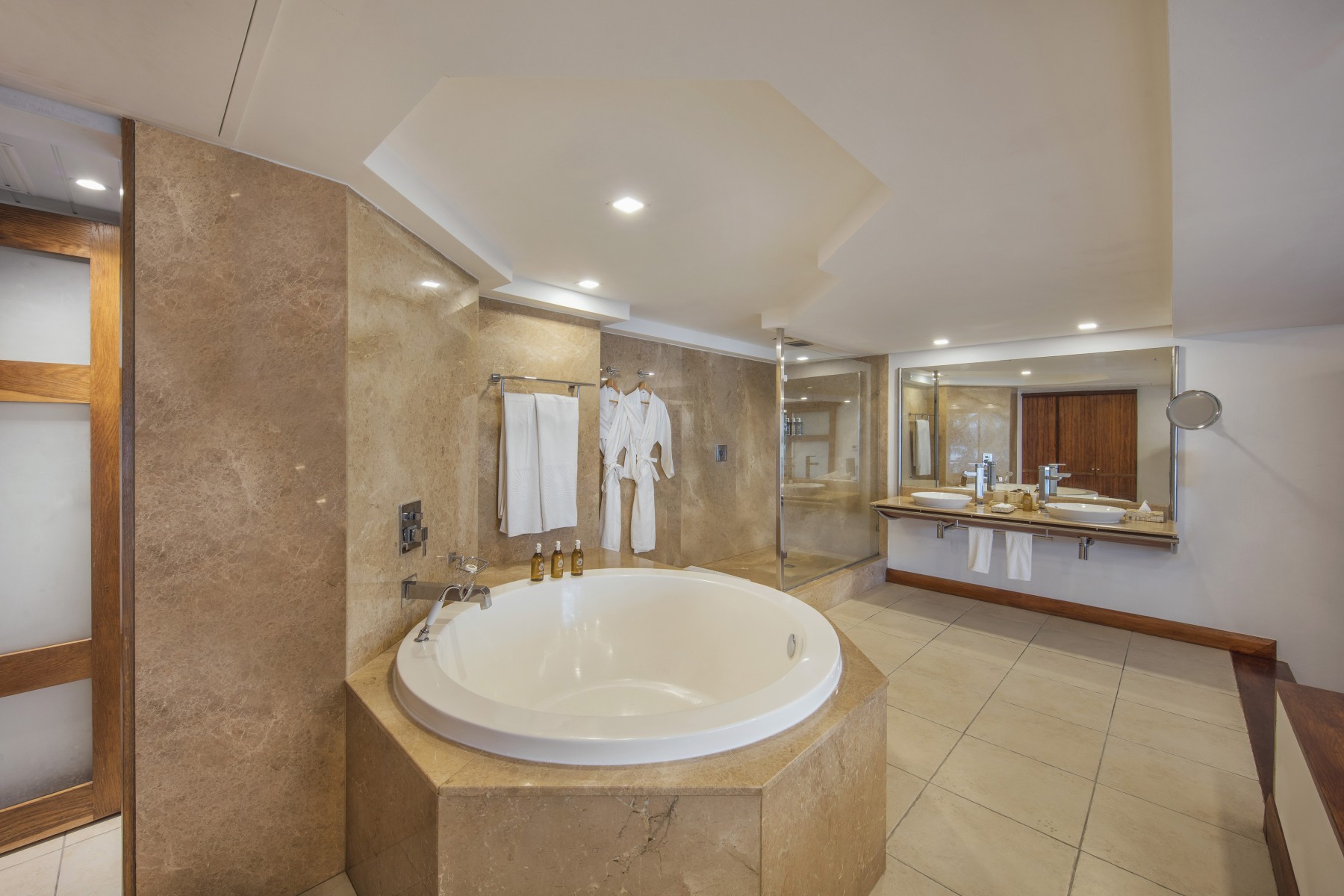 Senior Suite